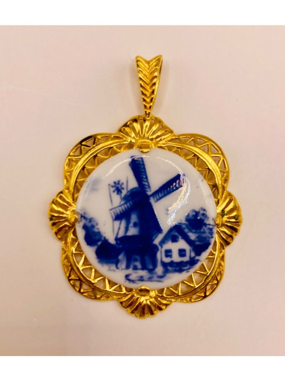 Vintage Danbury Mint Bavarian Bareuther Porcelain Pendant Windmill Scene -1B